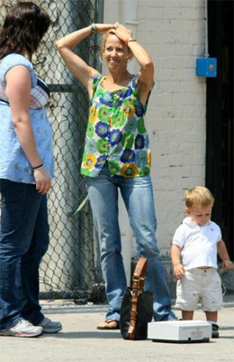 “Nữ hoàng nhạc đồng quê” Sheryl Crow "khoe" con nuôi - 6 “Nữ hoàng nhạc đồng quê” Sheryl Crow "khoe" con nuôi - 6