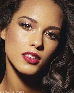 Alicia Keys ngọt ngào trở lại - 2