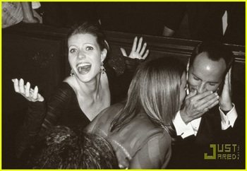 Những khoảnh khắc “độc” của sao - 7 Những khoảnh khắc “độc” của sao - 7