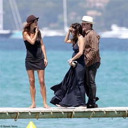 Penelope Cruz "phải lòng" Bono? - 4