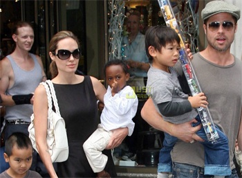Brangelina “tậu” thêm... hình xăm mới - 4 Brangelina “tậu” thêm... hình xăm mới - 4