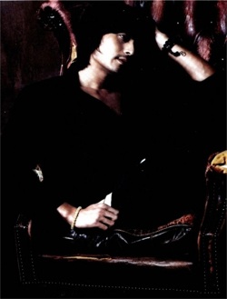 “Hãy dừng ngay nạn bạo hành trong gia đình” - 1 “Hãy dừng ngay nạn bạo hành trong gia đình” - 1