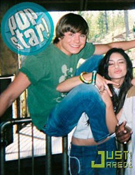 Khoảnh khắc mặn nồng cuối cùng của cặp đôi "High School Musical 2" - 6