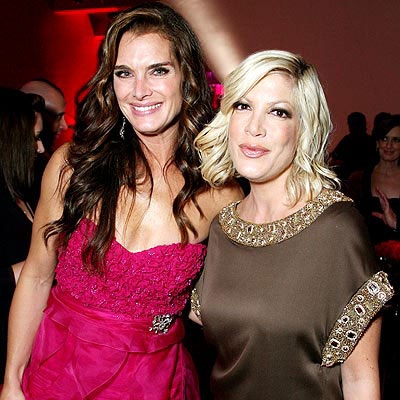 Tưng bừng bữa tiệc hậu Emmy - 10