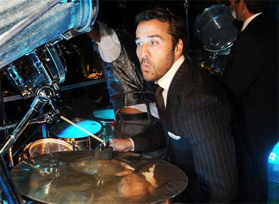 Tưng bừng bữa tiệc hậu Emmy - 3