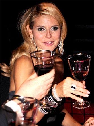 Tưng bừng bữa tiệc hậu Emmy - 2