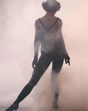 Katie Holmes gợi cảm trong vở “Eli Stone” - 3