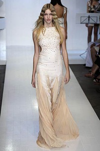 Trussardi: Những vòng eo thon thả - 21