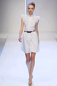 Valentino: Dịu dàng và quyến rũ - 5 Valentino: Dịu dàng và quyến rũ - 5
