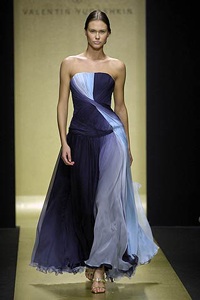 Valentin Yudashkin: Phong cách của sự lãng mạn - 17