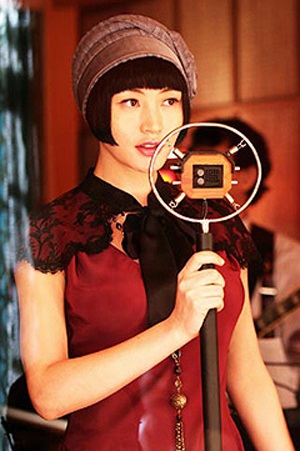 Kim Hye Soo: Nữ hoàng thời trang tóc - 19