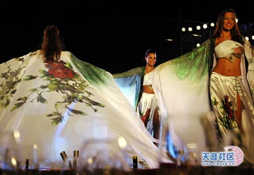 Những hình ảnh ấn tượng của phần thi Top Model - 22 Những hình ảnh ấn tượng của phần thi Top Model - 22