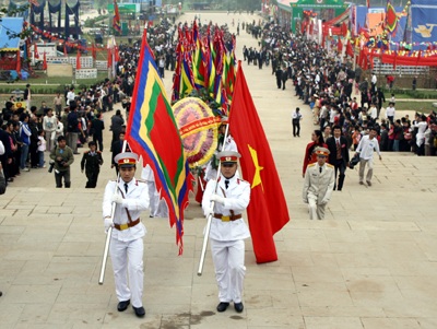 Thành kính dâng hương tưởng nhớ các Vua Hùng - 2