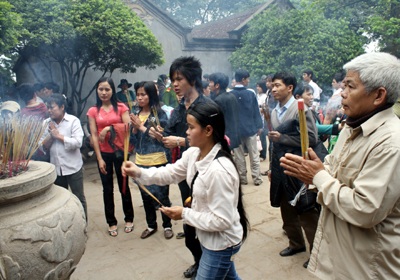 Thành kính dâng hương tưởng nhớ các Vua Hùng - 11