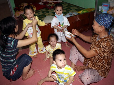 12 số phận bị chối bỏ: Cuộc sống đã rộn tiếng cười - 14 12 số phận bị chối bỏ: Cuộc sống đã rộn tiếng cười - 14