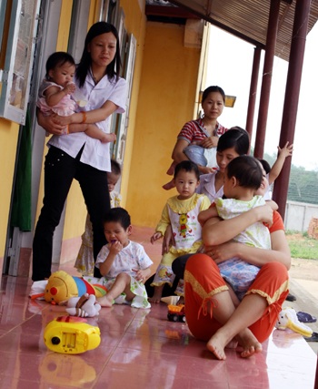 12 số phận bị chối bỏ: Cuộc sống đã rộn tiếng cười - 3 12 số phận bị chối bỏ: Cuộc sống đã rộn tiếng cười - 3