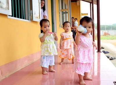 12 số phận bị chối bỏ: Cuộc sống đã rộn tiếng cười - 2 12 số phận bị chối bỏ: Cuộc sống đã rộn tiếng cười - 2