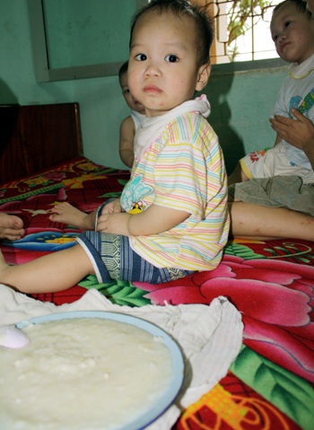 12 số phận bị chối bỏ: Cuộc sống đã rộn tiếng cười - 10 12 số phận bị chối bỏ: Cuộc sống đã rộn tiếng cười - 10