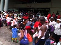 Chùm ảnh New Orleans chìm trong tuyệt vọng - 1 Chùm ảnh New Orleans chìm trong tuyệt vọng - 1