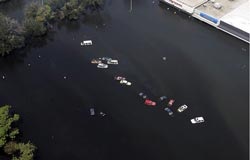 Chùm ảnh: Toàn cảnh bão Katrina, Mỹ - 9