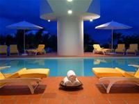 Những bãi biển "xa xỉ" nhất thế giới - 5