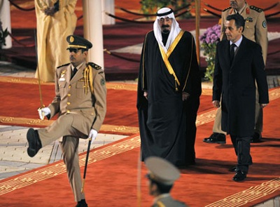 Arập Xêút và hai vị khách mời - 1 Arập Xêút và hai vị khách mời - 1