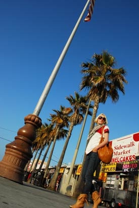 Chàng phóng viên ảnh không chân chu du thế giới - 17