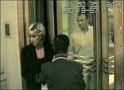 Tiết lộ những lời cuối cùng của Công nương Diana - 4 Tiết lộ những lời cuối cùng của Công nương Diana - 4