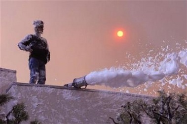 Mỹ: Lửa cháy lan rộng, đe doạ nhiều sao Hollywood - 1 Mỹ: Lửa cháy lan rộng, đe doạ nhiều sao Hollywood - 1