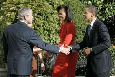 Chùm ảnh: Tổng thống mới đắc cử Obama thăm ngôi nhà tương lai - 5 Chùm ảnh: Tổng thống mới đắc cử Obama thăm ngôi nhà tương lai - 5