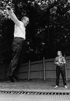 Chùm ảnh: Những "cậu ấm cô chiêu" trong Nhà Trắng (2) - 7 Chùm ảnh: Những "cậu ấm cô chiêu" trong Nhà Trắng (2) - 7