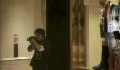 Ảnh và video vụ thảm sát tại Mỹ - 4