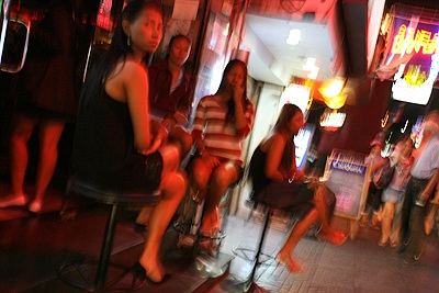 “Lướt sex” ở Bangkok - 1