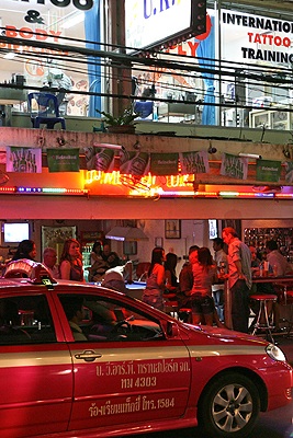 “Lướt sex” ở Bangkok - 3