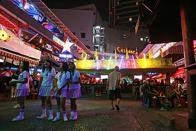 “Lướt sex” ở Bangkok - 6