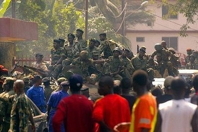 Chùm tin vắn qua ảnh - 6