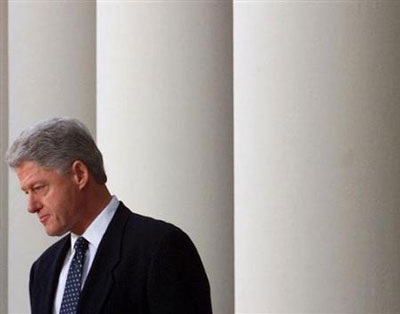 Nhìn lại vụ bê bối tình ái Lewinsky của Tổng thống Clinton (2) - 13 Nhìn lại vụ bê bối tình ái Lewinsky của Tổng thống Clinton (2) - 13