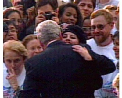 Nhìn lại vụ bê bối tình ái Lewinsky của Tổng thống Clinton (2) - 14 Nhìn lại vụ bê bối tình ái Lewinsky của Tổng thống Clinton (2) - 14