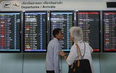 Chùm ảnh: Người biểu tình chấm dứt phong toả sân bay Bangkok - 11