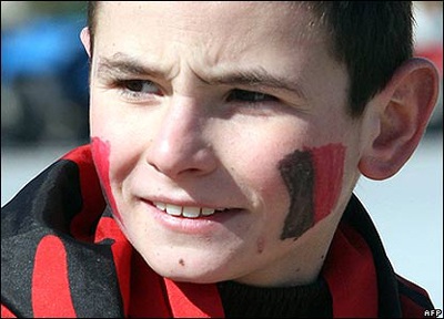 Hân hoan ở Kosovo, giận dữ ở Serbia - 5 Hân hoan ở Kosovo, giận dữ ở Serbia - 5