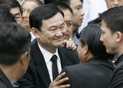 Chùm ảnh: Cựu Thủ tướng Thaksin trở về Thái Lan - 15
