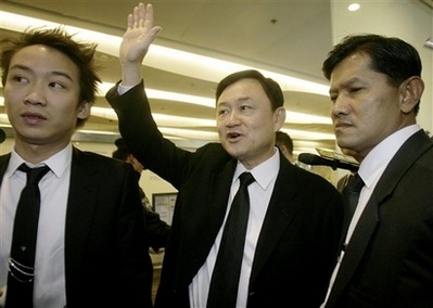 Chùm ảnh: Cựu Thủ tướng Thaksin trở về Thái Lan - 2