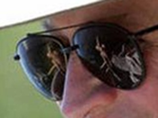 “Cô gái khỏa thân” trong mắt kính của Phó tổng thống Mỹ - 1 “Cô gái khỏa thân” trong mắt kính của Phó tổng thống Mỹ - 1