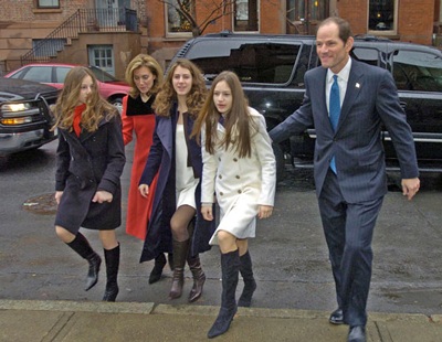 Chùm ảnh: "Gái gọi" của thống đốc New York - 12