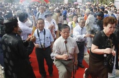 Chùm ảnh: Tưởng niệm 40 năm vụ thảm sát Mỹ Lai - 4 Chùm ảnh: Tưởng niệm 40 năm vụ thảm sát Mỹ Lai - 4