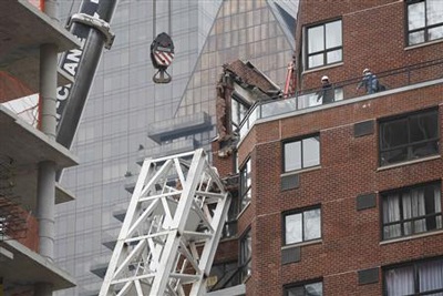 Chùm ảnh: Vụ sập cần trục kinh hoàng ở New York - 1