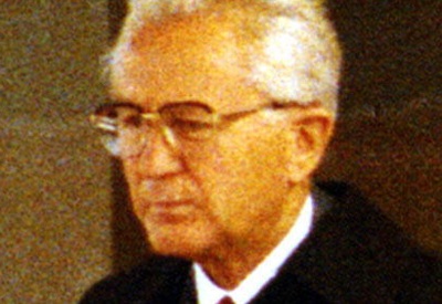 Chân dung 10 tỉ phú giàu nhất thế giới - 9