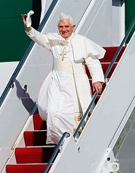 Chùm ảnh: Bush trải thảm đỏ đón Giáo hoàng Benedict - 3 Chùm ảnh: Bush trải thảm đỏ đón Giáo hoàng Benedict - 3