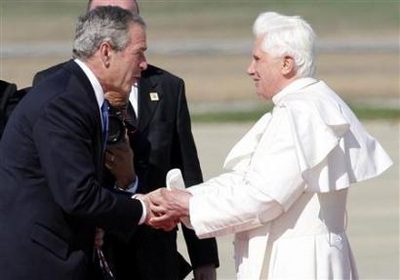 Chùm ảnh: Bush trải thảm đỏ đón Giáo hoàng Benedict - 4 Chùm ảnh: Bush trải thảm đỏ đón Giáo hoàng Benedict - 4