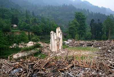 Chụp ảnh cưới trong động đất - 9 Chụp ảnh cưới trong động đất - 9